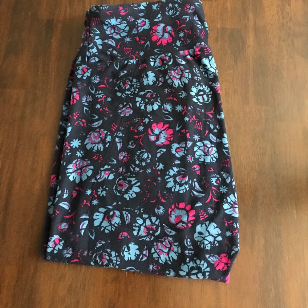 NWT LuLaRoe OS Leggings