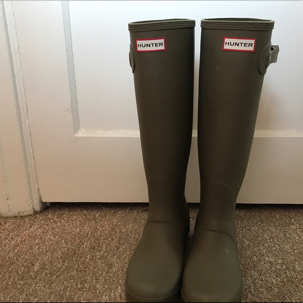 Hunter olive green boots
