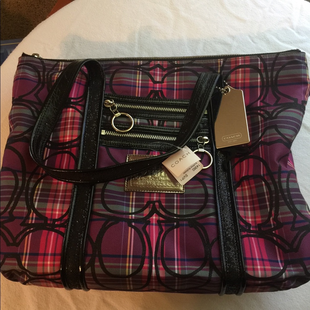 Authentic Lg coach purse
