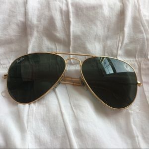 ray ban aviators black perfect condition small