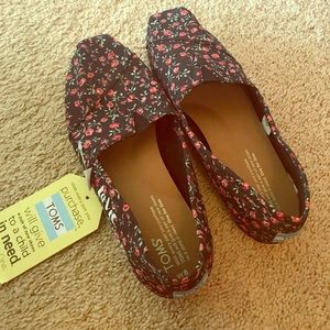 Toms shoes