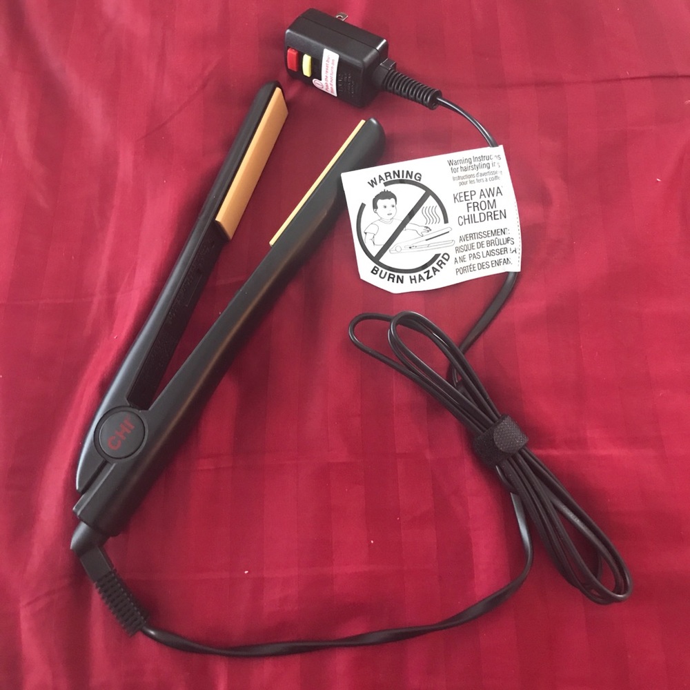 CHI flat iron