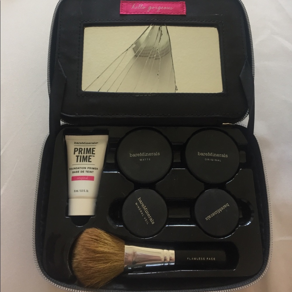 Bare Minerals Kit