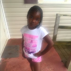 Meet your Posher, Lovella