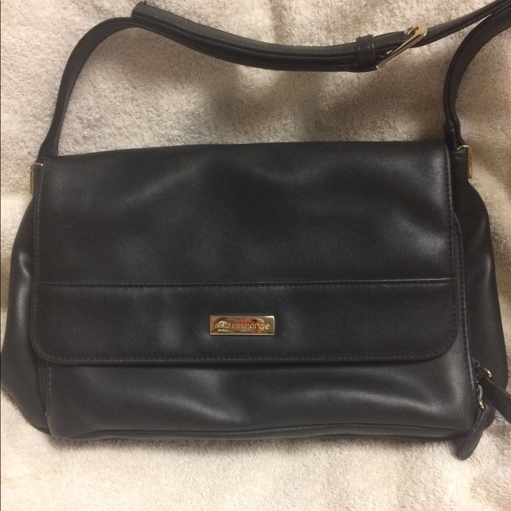 Liz Claiborne purse