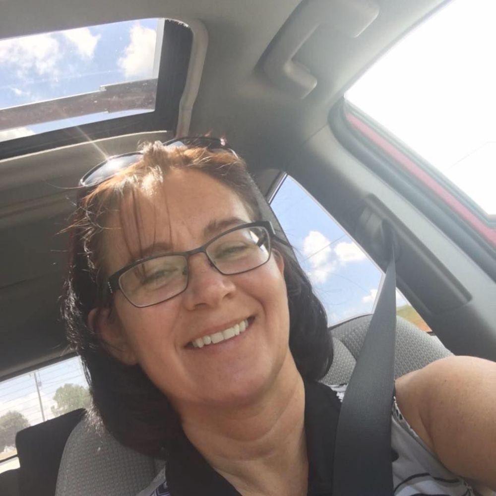 Meet your Posher, Anissa