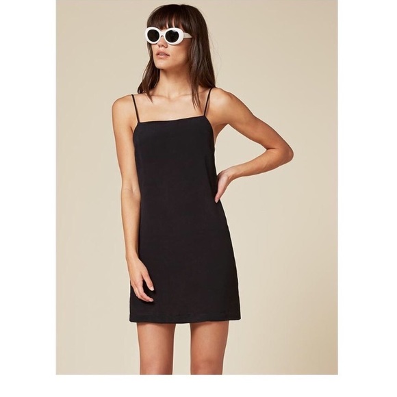 SALE Reformation CECE Dress • XS • Black - Picture 4 of 7