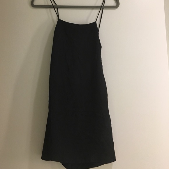 SALE Reformation CECE Dress • XS • Black - Picture 5 of 7