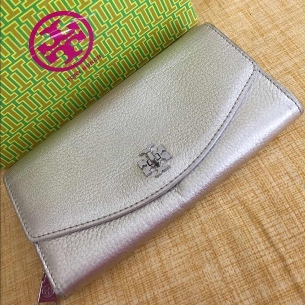 LOWER PRICE AUTHENTIC TB