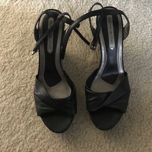 Black wedges