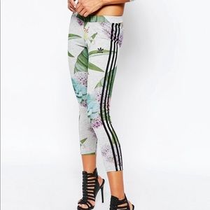 Adidas 3 stripe floral legging