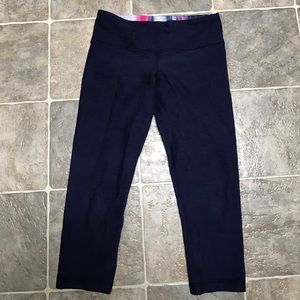 Lululemon purple winder under crops 6