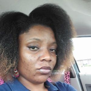 Meet your Posher, Angelisa