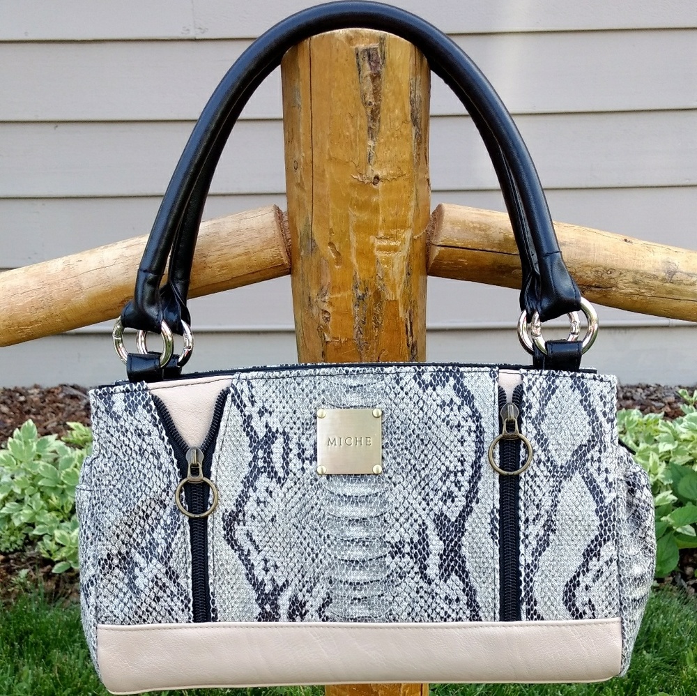 Miche Classic base bag w/Leslie Shell