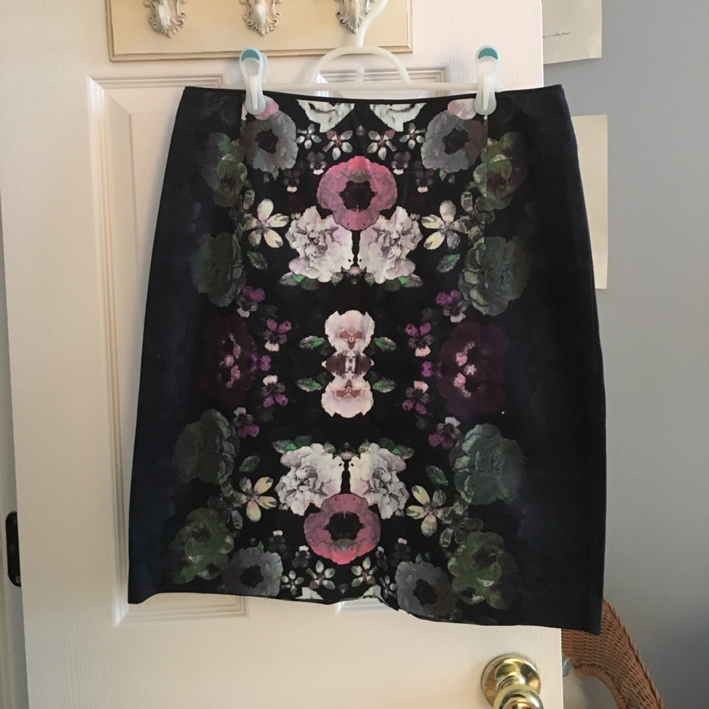 H&M moody floral pencil skirt
