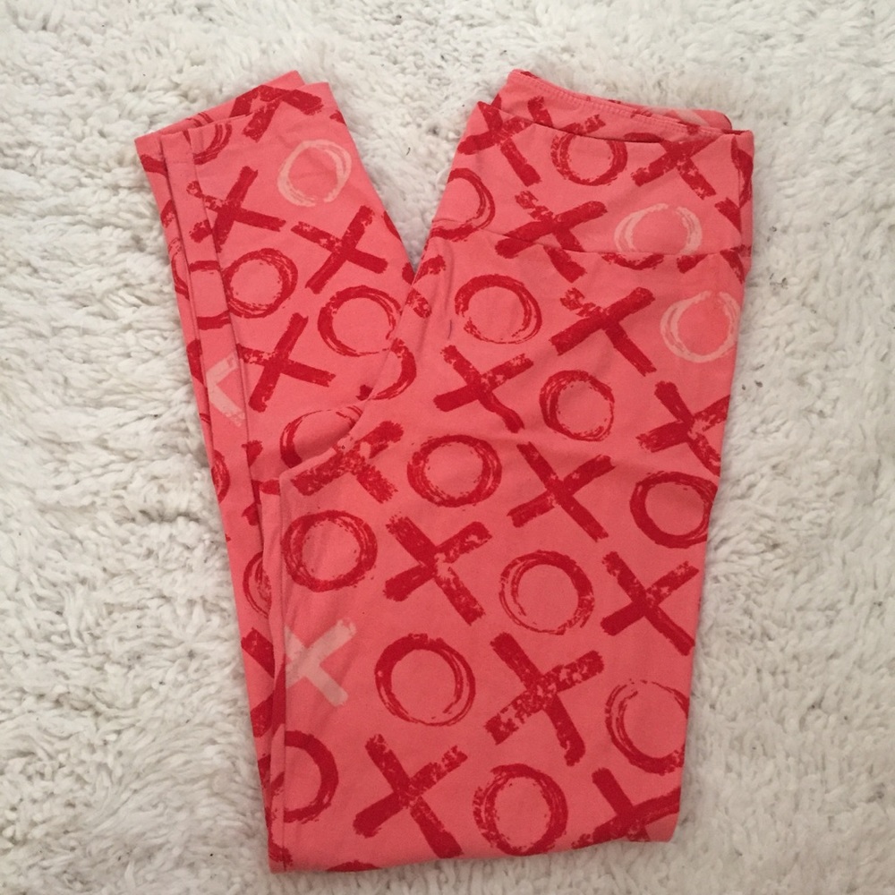 LuLaRoe OS Valentine Leggings