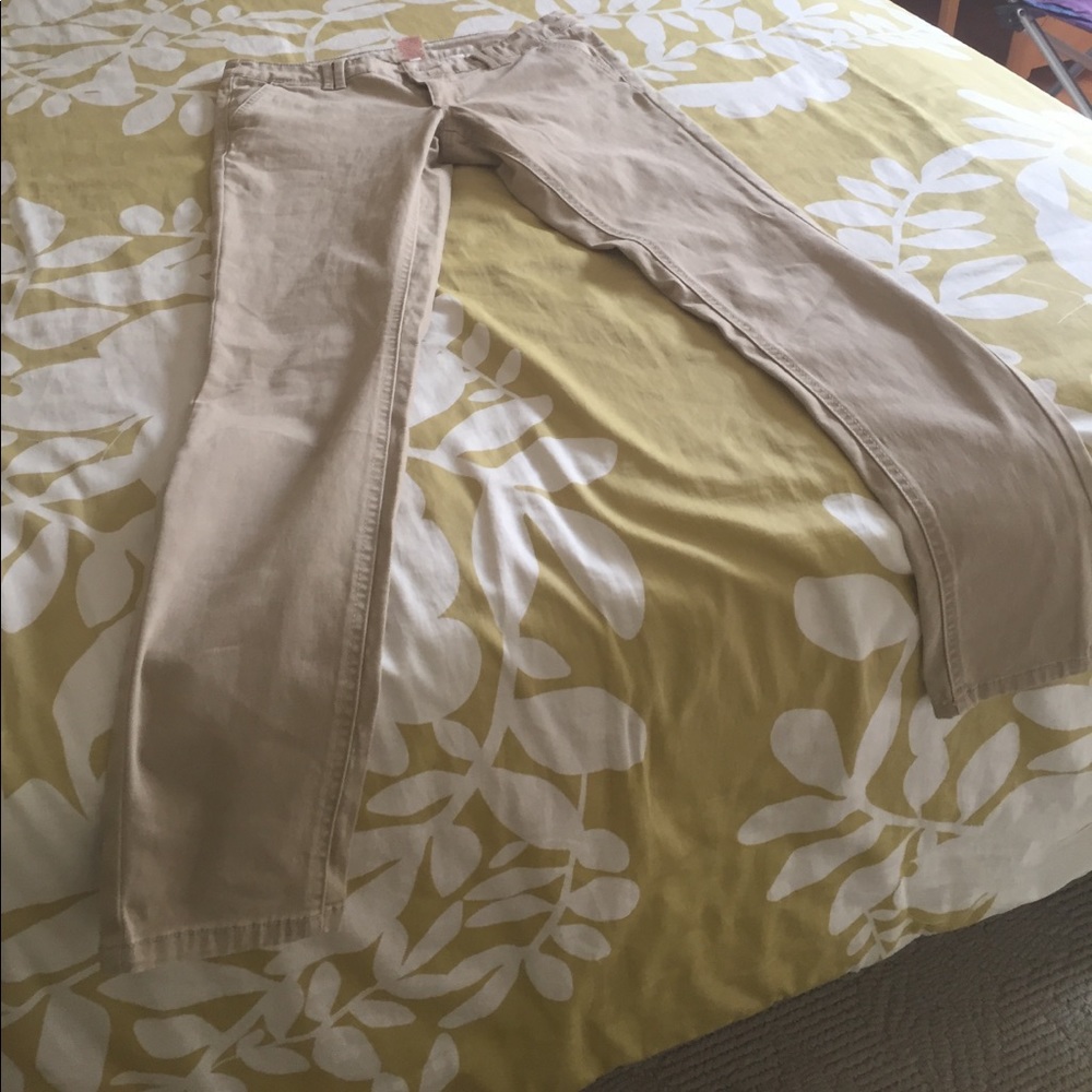 Low rise skinny pants.