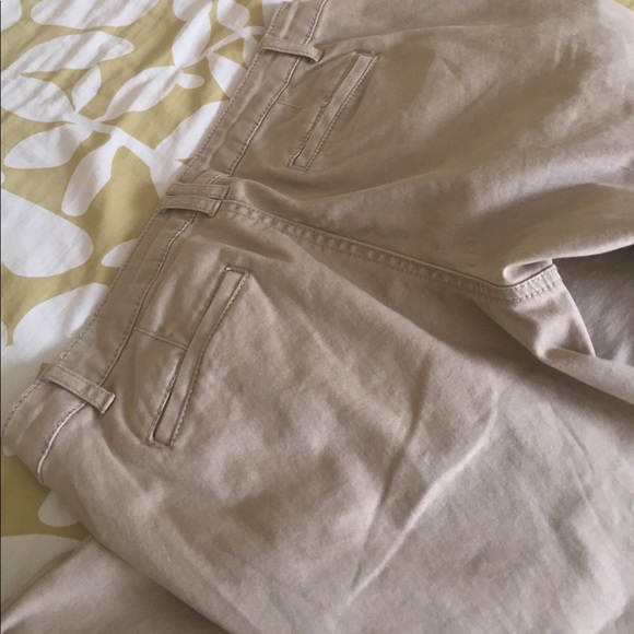 Low rise skinny pants. - Picture 3 of 3