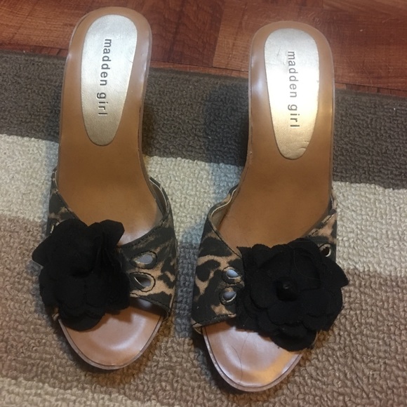 Heels - Picture 1 of 3