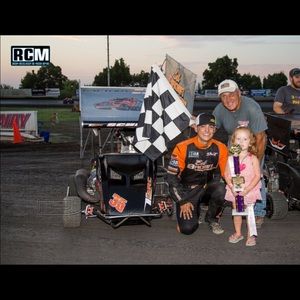 Meet your Posher, Casey