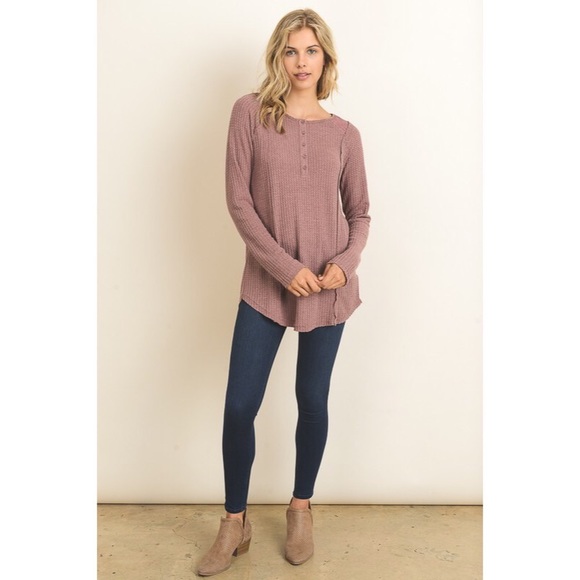 >>LAST<< Mauve Waffle Knit Lace Top - Picture 3 of 5