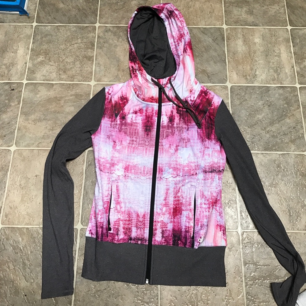 Alo yoga jacket size M