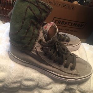 Used True Religion shoes.