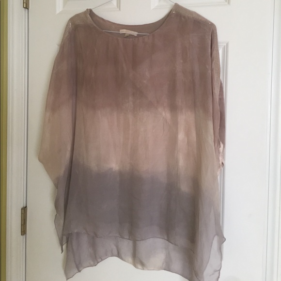 Flowing shirt overlaying T-shirt. No tags. - Picture 1 of 5
