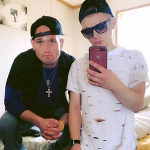 Meet your Posher, Tom