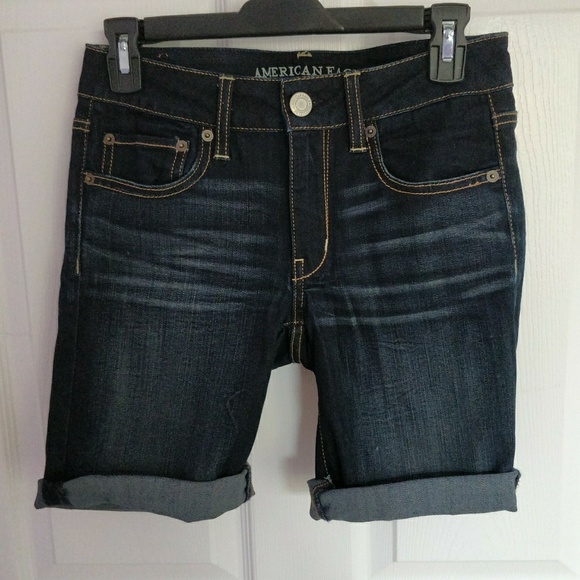 American Eagle Outfitters Denim - AEO Dark Wash Bermuda Shorts Size 6