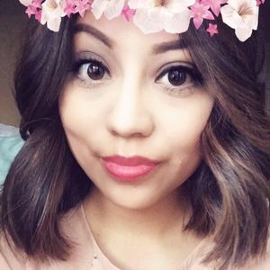 Meet your Posher, Lizbeth