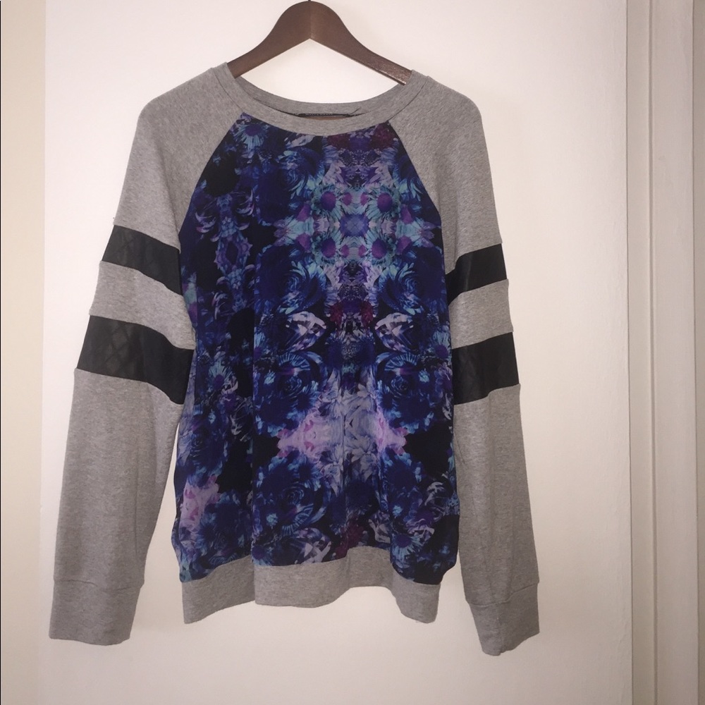Wells Grace floral pullover sweatshirt/sweater