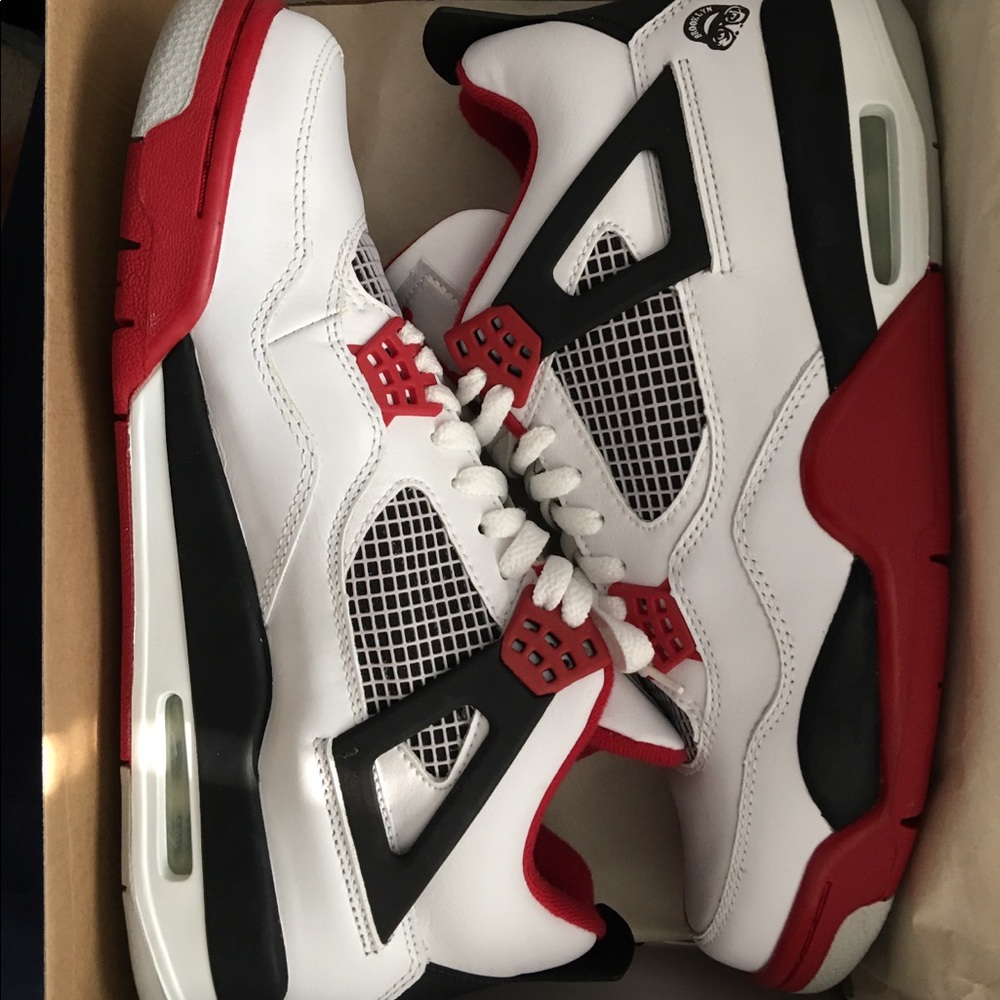 ❌Sold❌Men's Nike Air Jordan "Mars" 4 size 10.5