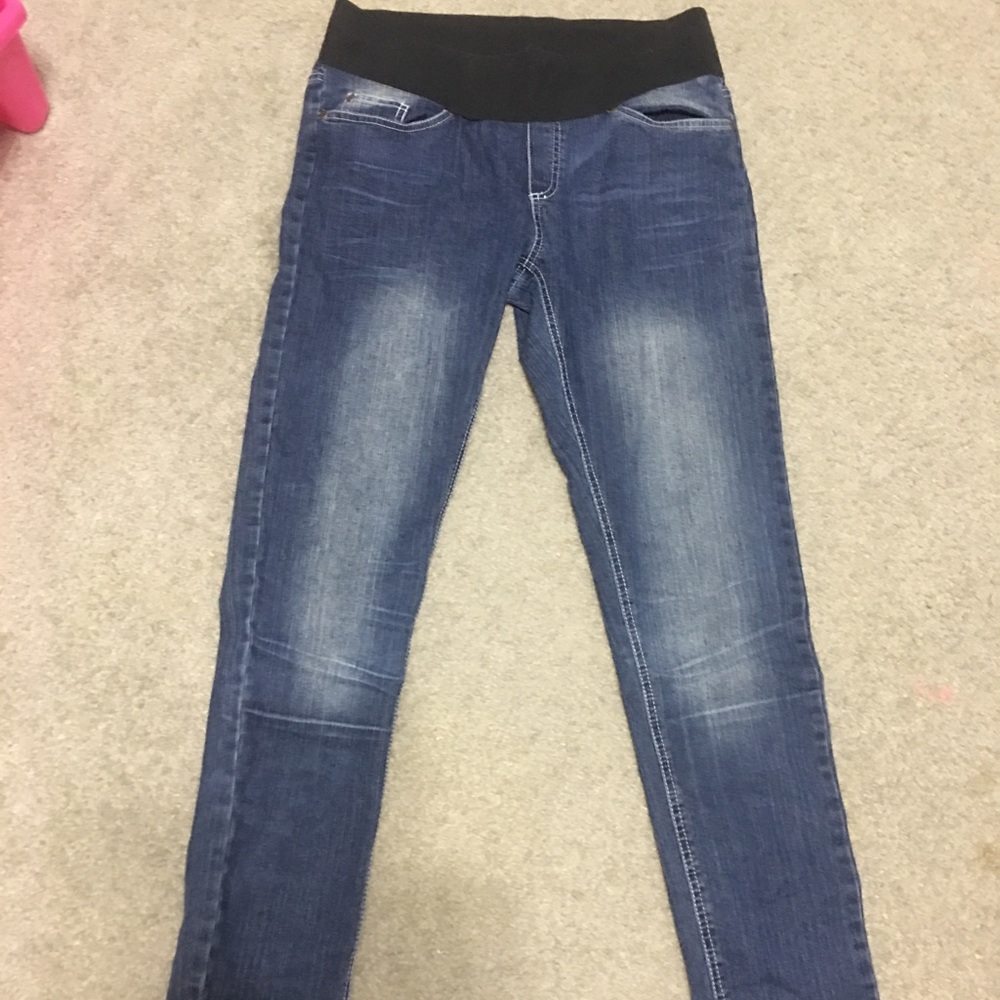 ⭐️SALE⭐️ Maternity jeans