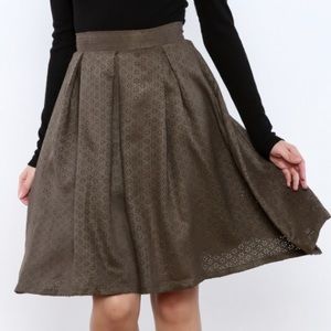 HP/nwt/suede midi skirt with laser cutouts