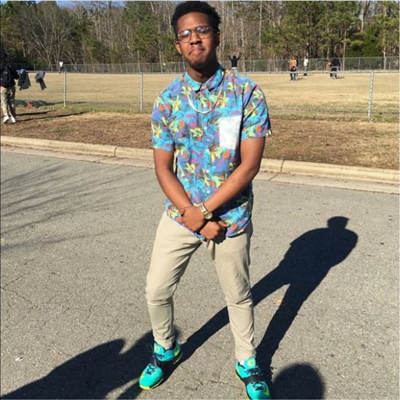 Meet your Posher, Jalen - Picture 1 of 1