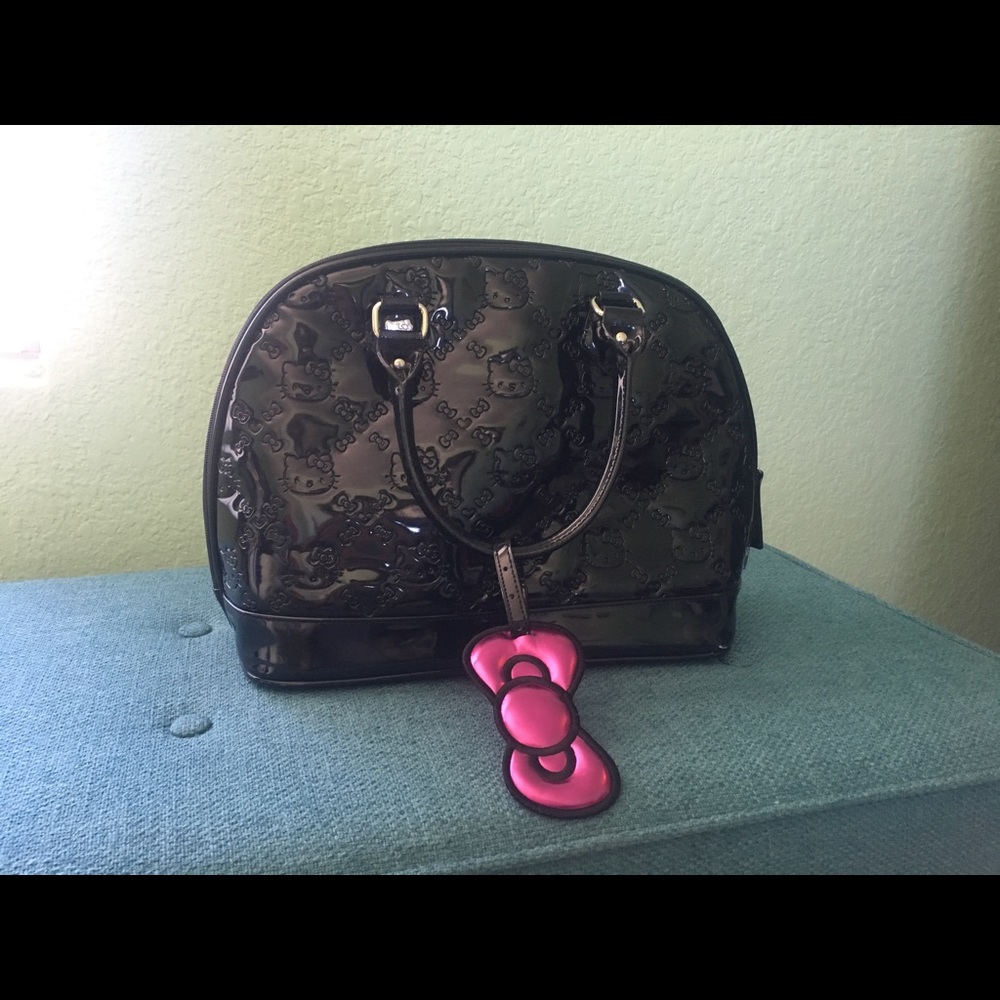 Hello kitty purse
