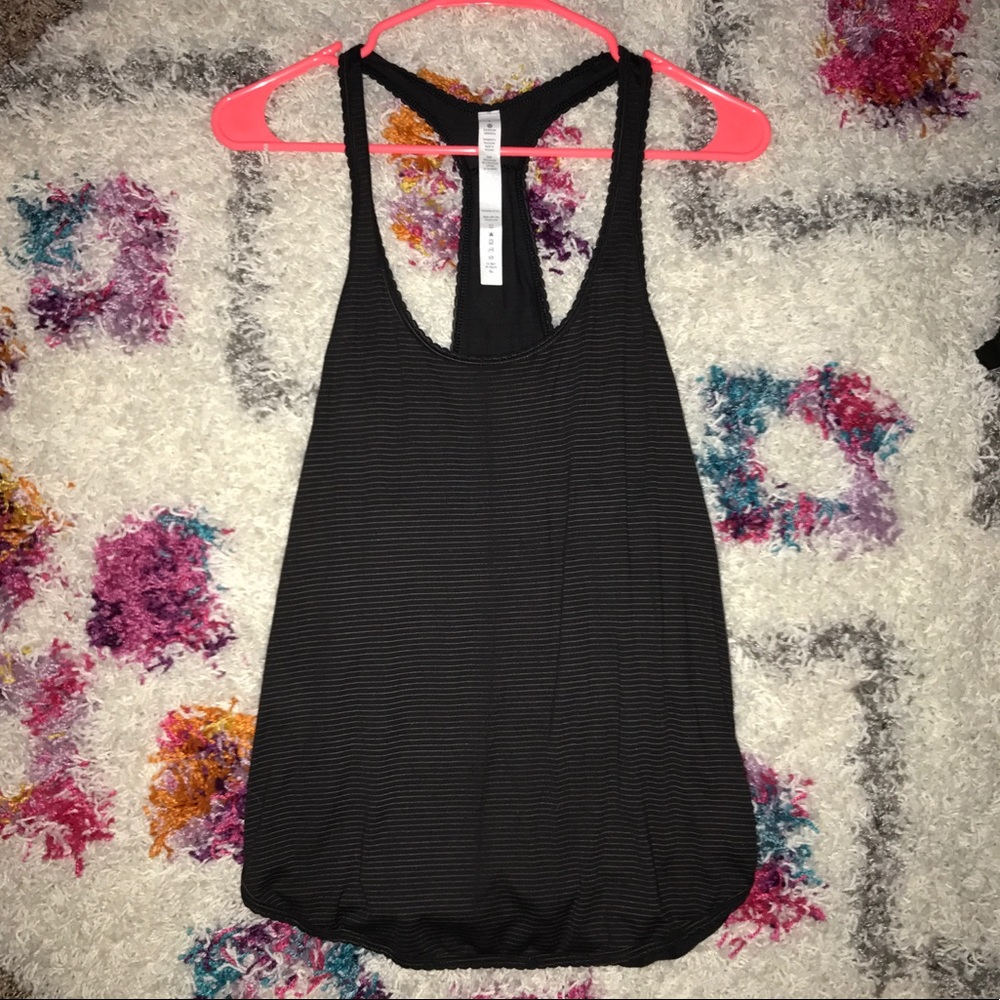 Lululemon black 105F singlet size 4