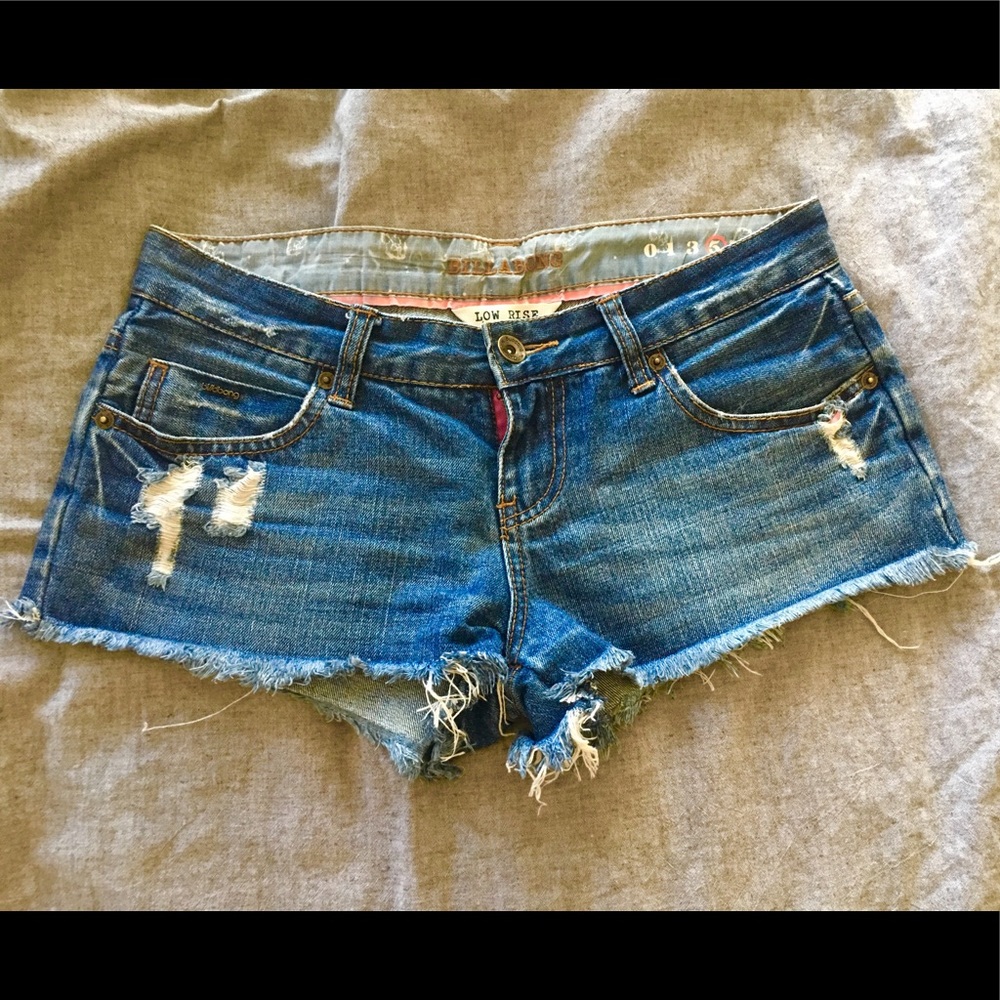 Billabong distressed shorts