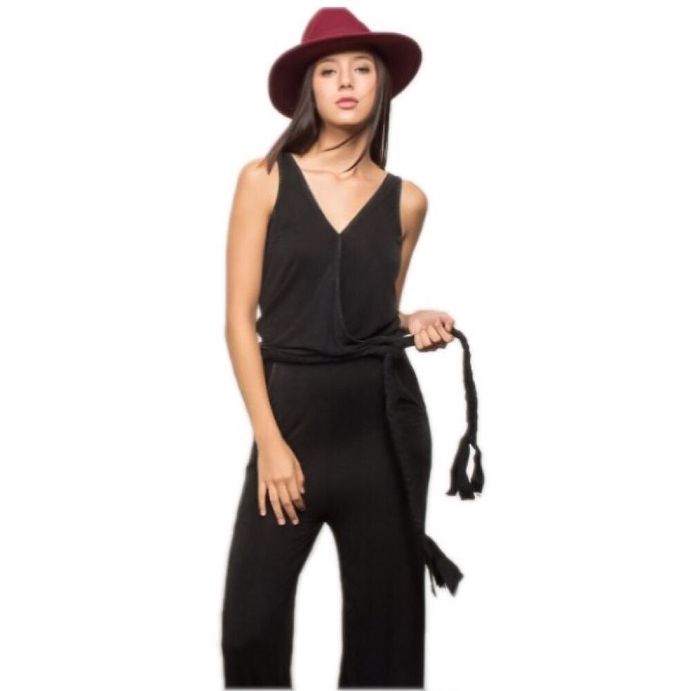🔥LAST 1 Must Have POL Mineral Crossover Jumpsuit - Picture 2 of 7
