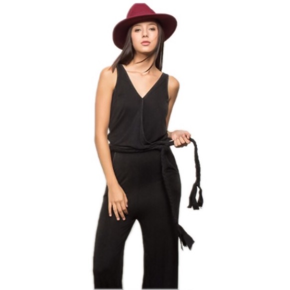 🔥LAST 1 Must Have POL Mineral Crossover Jumpsuit - Picture 2 of 7