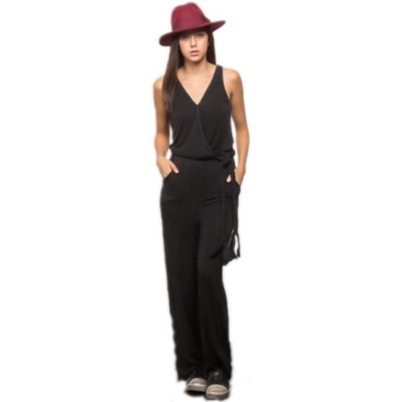 🔥LAST 1 Must Have POL Mineral Crossover Jumpsuit - Picture 4 of 7