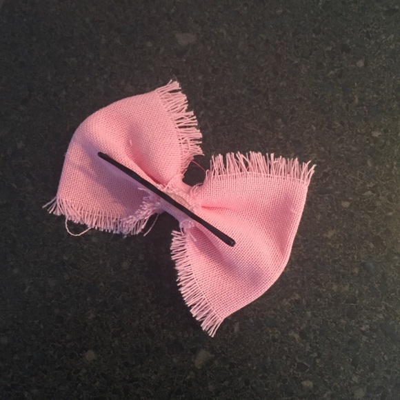 Bows! - Picture 3 of 5