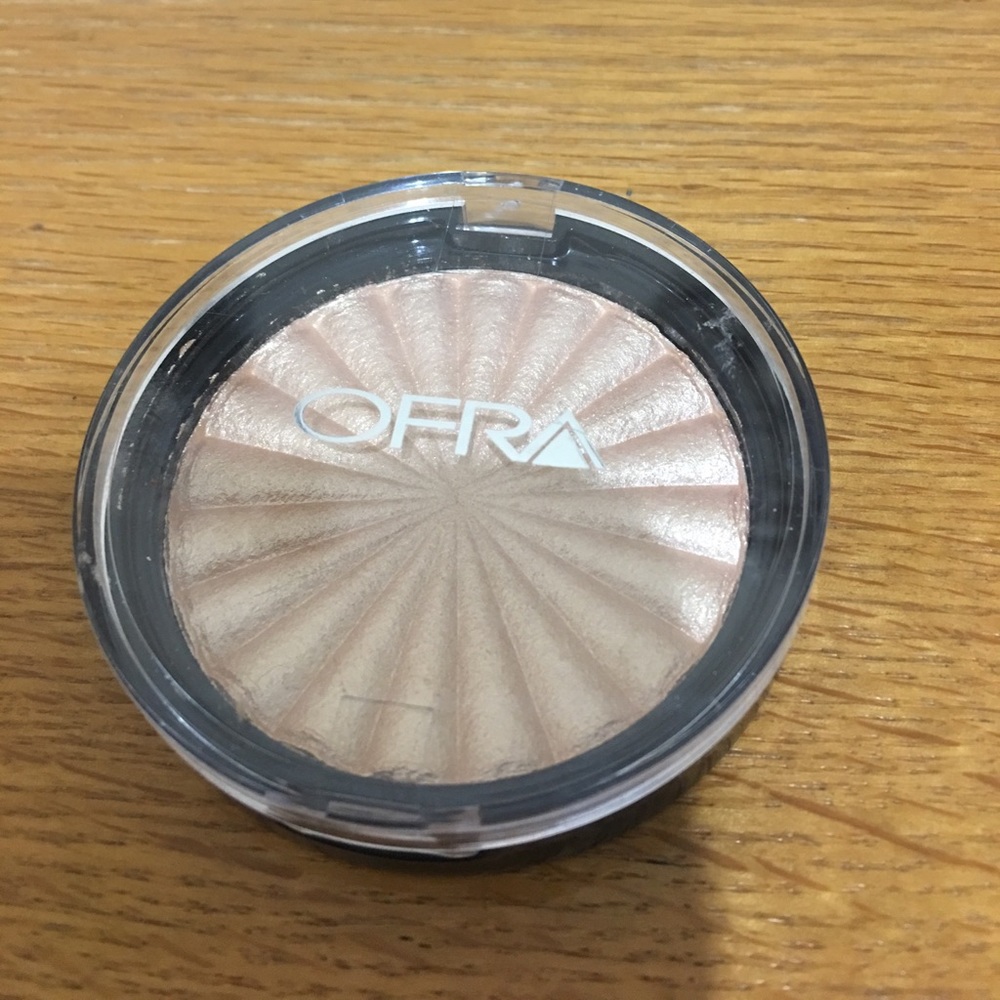 Ofra "Rodeo Drive" Highlighter