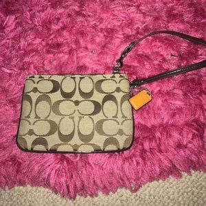 Coach Bags - Coach wristlet Coach Bags - Coach wristlet