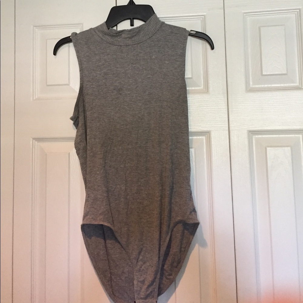 SNAP BOTTOM BODYSUIT