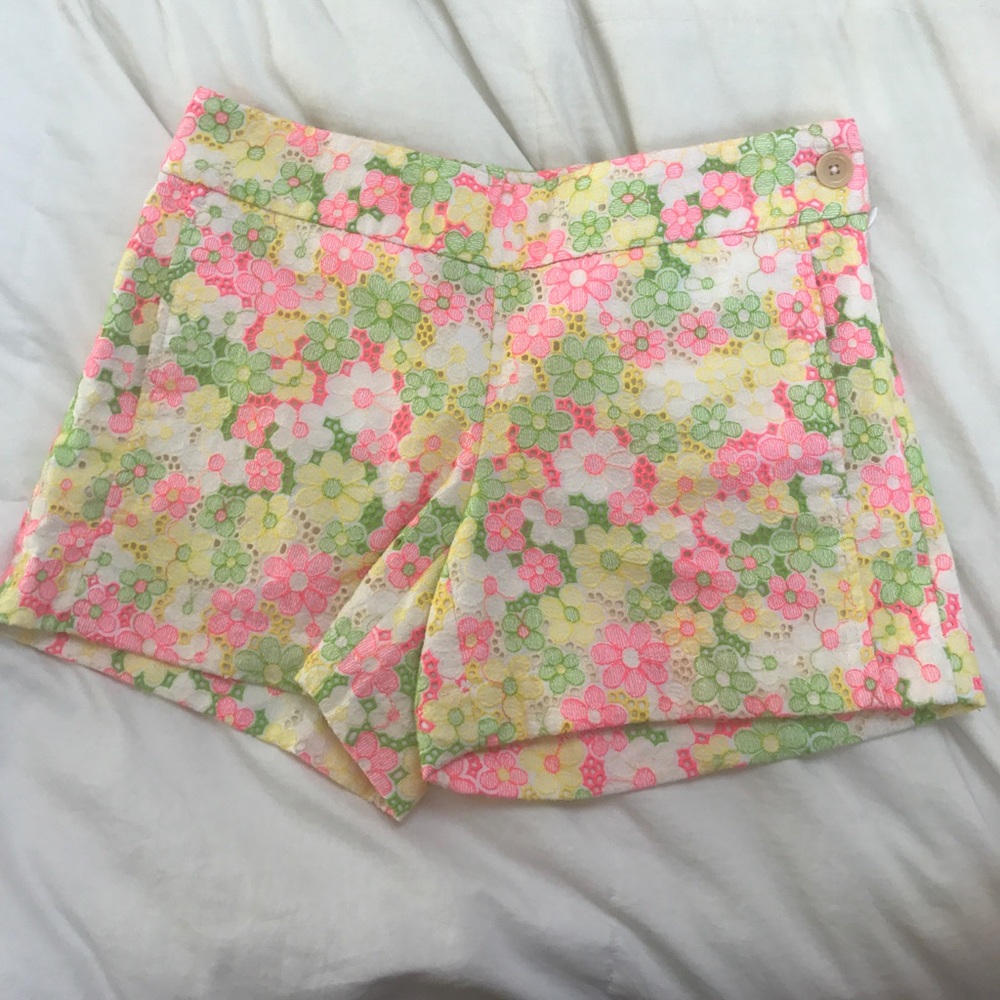 Lilly Pulitzer Shorts (rare)