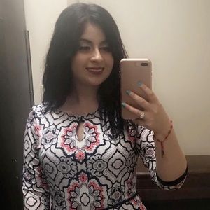 Meet your Posher, Mayra