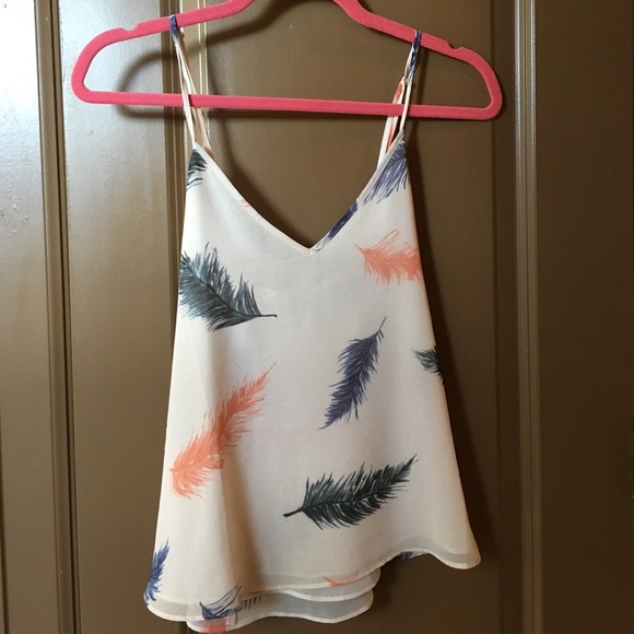 Rory Beca Tops - Roxy Beca X Forever 21 : Feather Flowy Crop