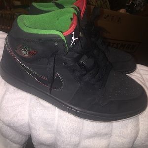 Used cinco de mayo Air Jordan Ones